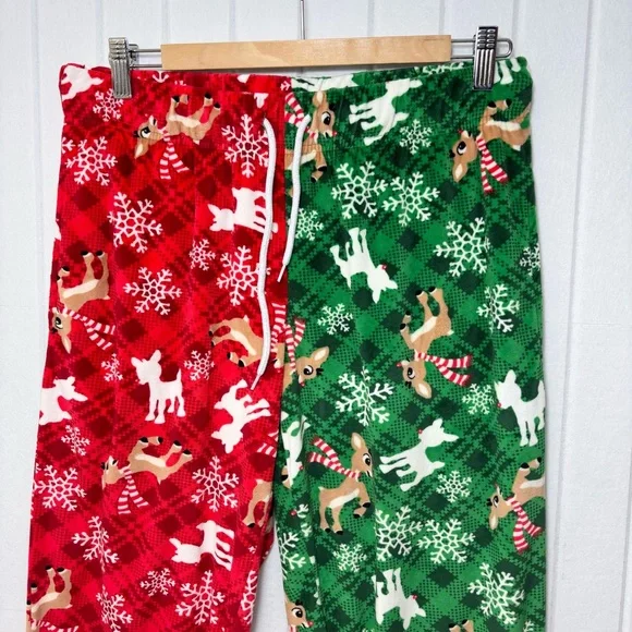 Rudolph‎ the Red-Nosed Reindeer Women's Velour Jogger Pajamas, Allover Print M - Picture 5 of 10